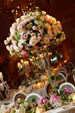 Wedding Flowers and Gifts - Dramatic